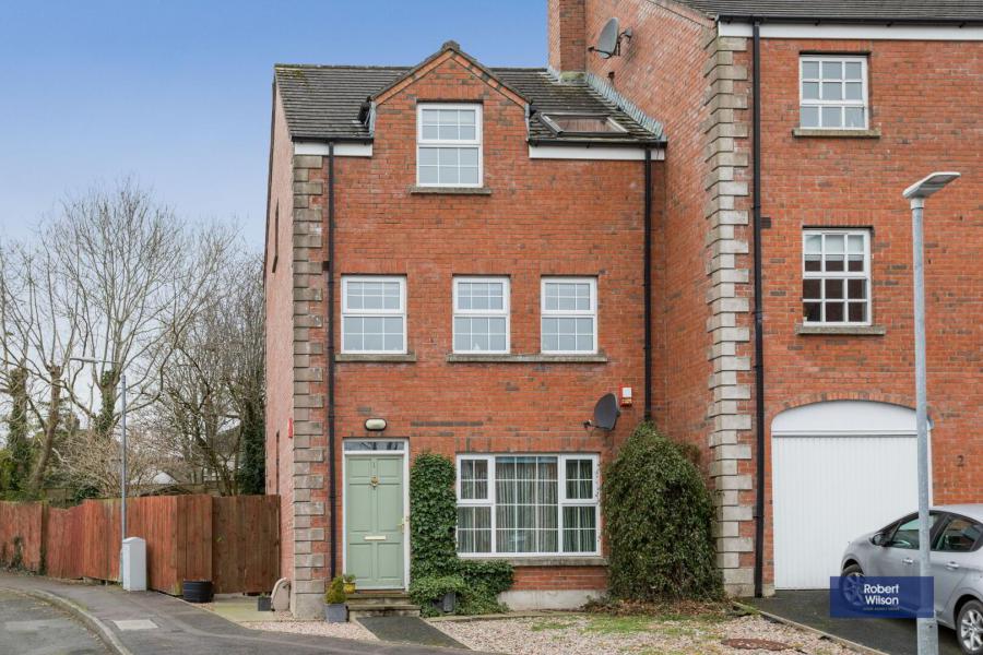 1 Village Green, moira, BT67 0TN