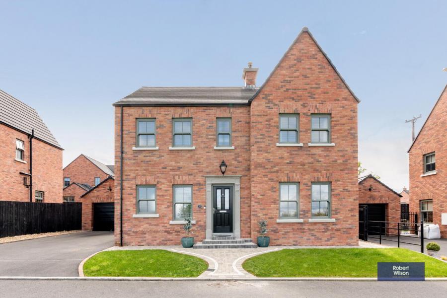 42 Blackthorn Manor, bleary, BT66 8FN