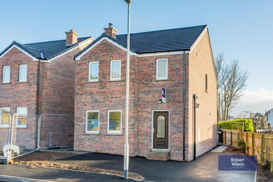 44, Hazelrove Avenue, Lurgan, belfast road, lurgan, BT66 7TF