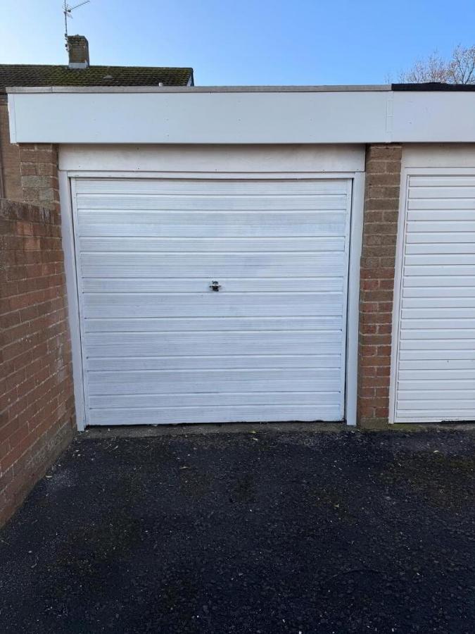 Garage At 56 Greenhill Park, lurgan, BT66 8LT