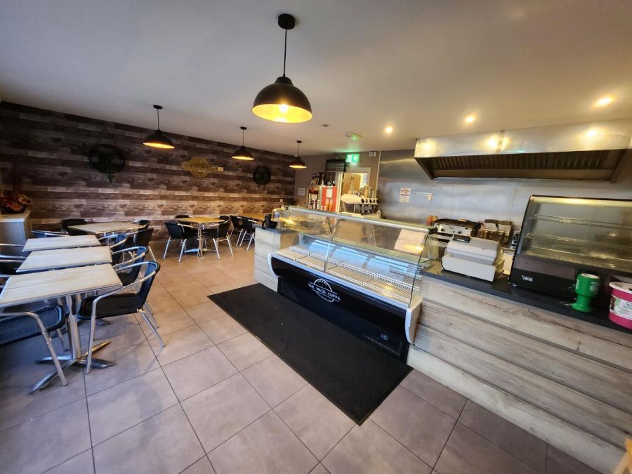 High Specification Cafe/Takeaway unit, 71 Main Avenue, derrybeg, newry, BT35 6HE