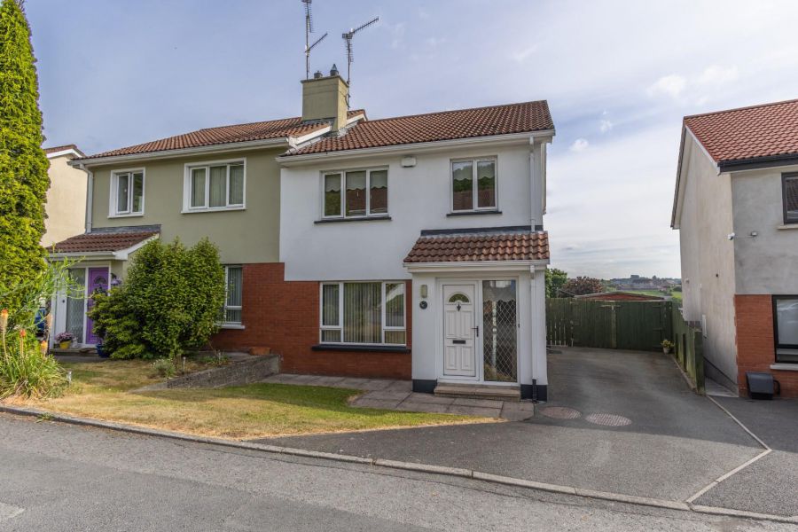 29 Woodhill, newry, BT35 8DP