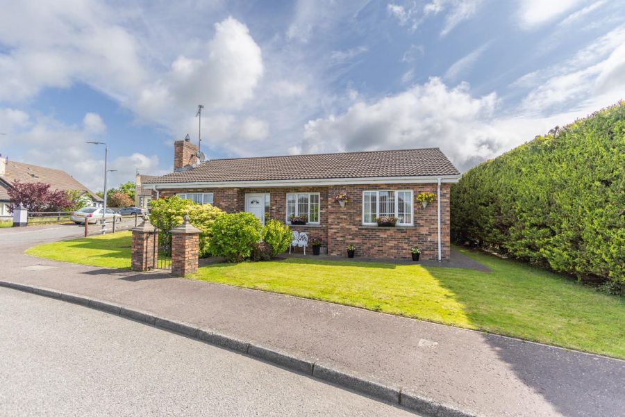 2 Carraigh Dua Heights, belleeks, newry, BT35 7LN